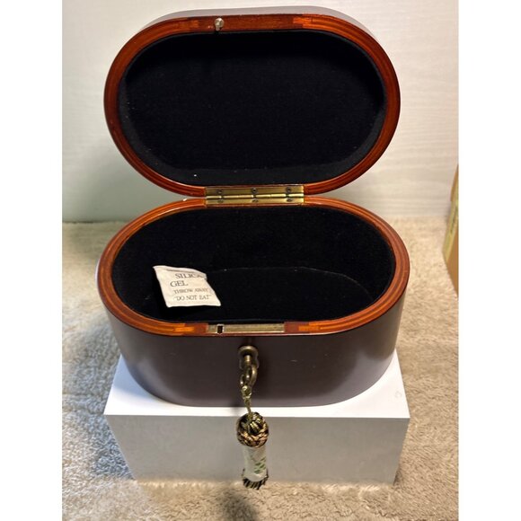 Bombay Wooden Locking Box Watch Jewelry Valet Classic New - Picture 4 of 13